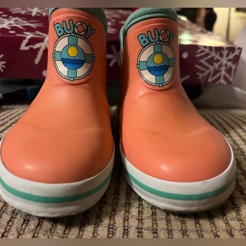 BUOY Boots